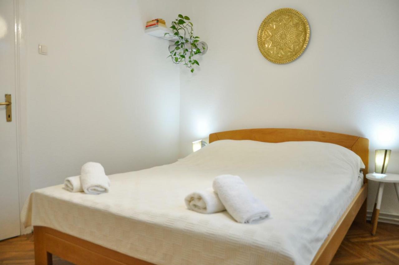 Zvekir - Old Town Apartment Сараево Экстерьер фото
